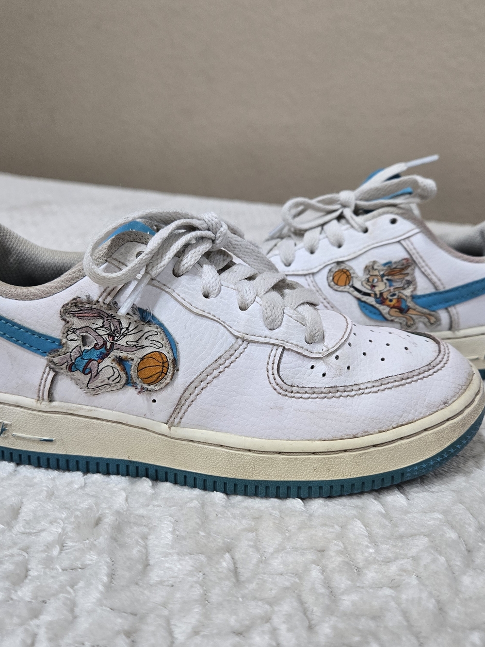 Nike Air Force 1 ‘06 x Space Jam Low Hare Youth Boys Athletic Shoes - Size 1y